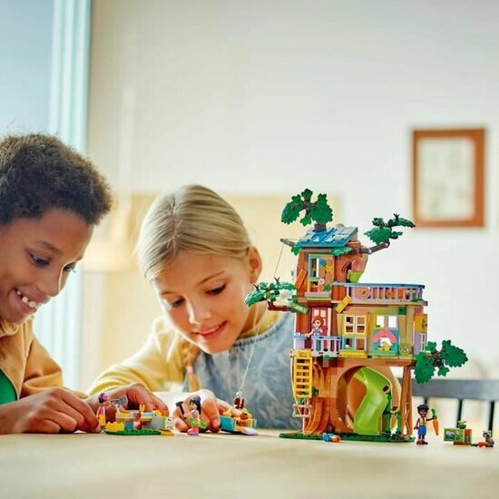 LEGO 42652 Friendship Tree House Hangout