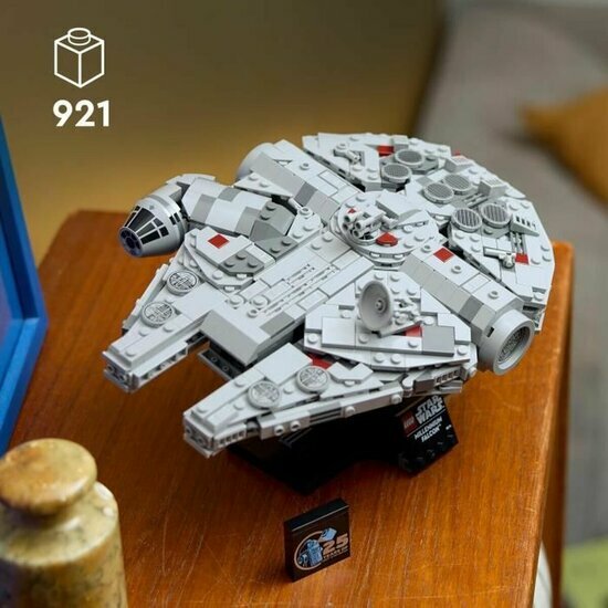 LEGO 75375 Millennium Falcon