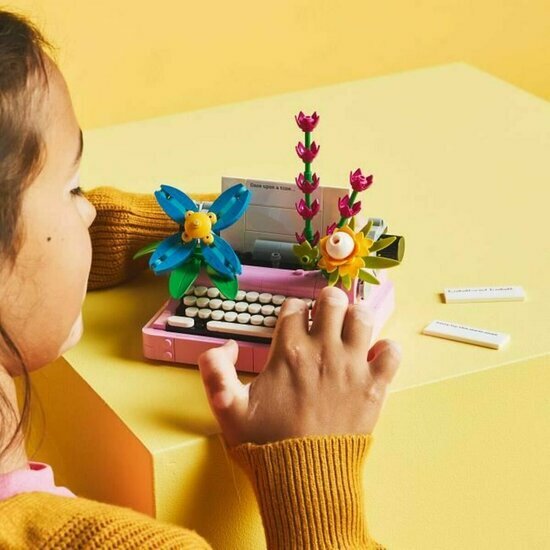 LEGO 31169 Typemachine met bloemen