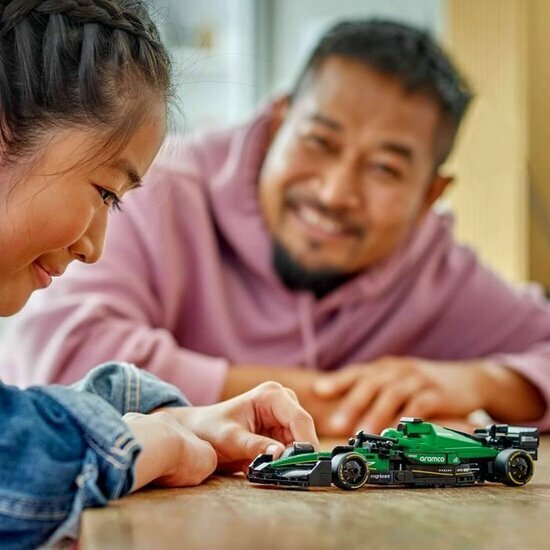 LEGO 77245 Aston Martin Aramco F1 AMR24 Racewagen