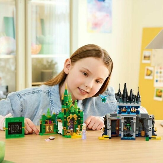 LEGO 75689 Emerald City en Kiamo Ko kasteel