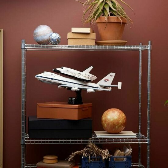 LEGO 10360 Shuttle Carrier Aircraft